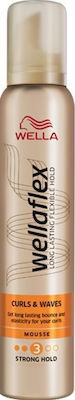 WellaFlex Curl & Waves Strong Hold Mousse 200ml – Αφρός για μπούκλες με δυνατό κράτημα και φυσικό αποτέλεσμα